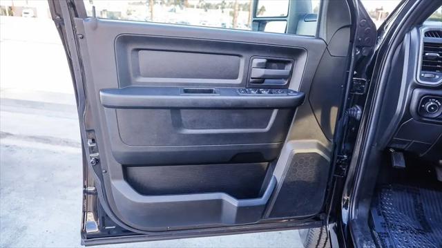 2024 Ram 3500 Tradesman Crew Cab 4x4 6'4" Box