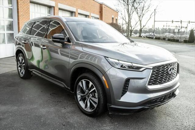 2023 INFINITI QX60 LUXE AWD