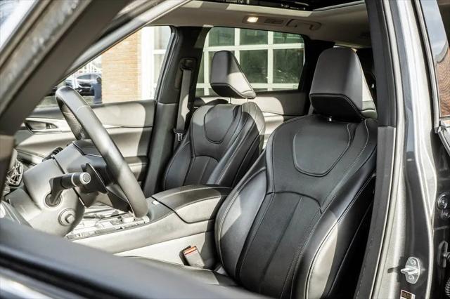 2023 INFINITI QX60 LUXE AWD
