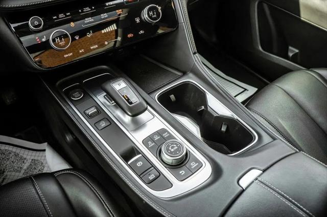 2023 INFINITI QX60 LUXE AWD