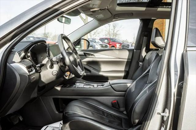 2023 INFINITI QX60 LUXE AWD