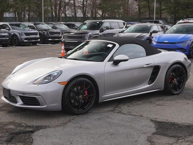 2023 Porsche 718 Boxster S