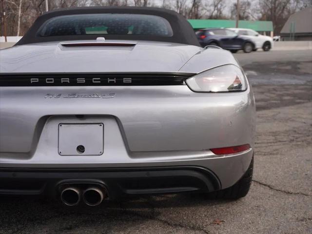 2023 Porsche 718 Boxster S