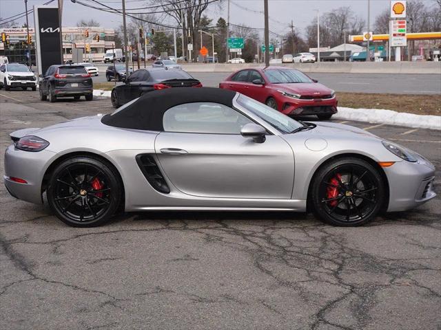 2023 Porsche 718 Boxster S