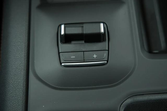 2026 GMC Sierra 2500HD Crew Cab, Standard Bed, AT4, 4WD