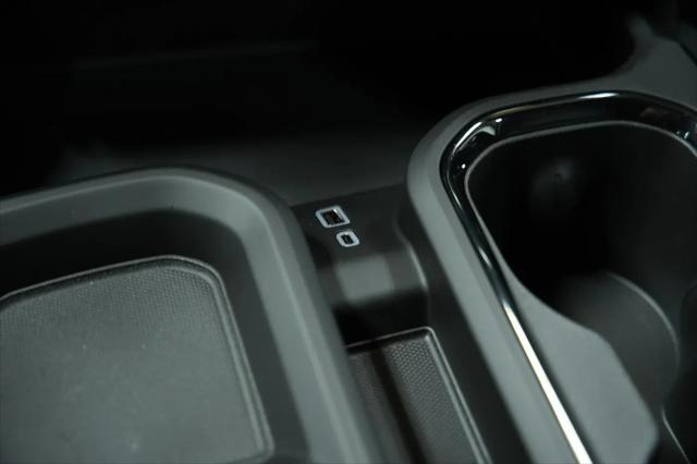 2026 GMC Sierra 2500HD Crew Cab, Standard Bed, AT4, 4WD