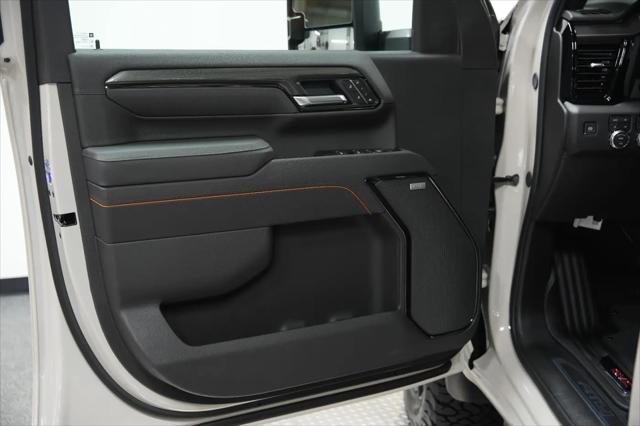 2026 GMC Sierra 2500HD Crew Cab, Standard Bed, AT4, 4WD