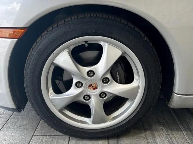 2001 Porsche Boxster Base