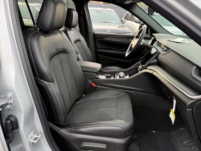 2025 Jeep Grand Cherokee L Altitude X 4x4