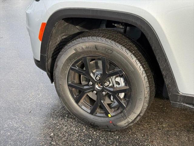 2025 Jeep Grand Cherokee L Altitude X 4x4