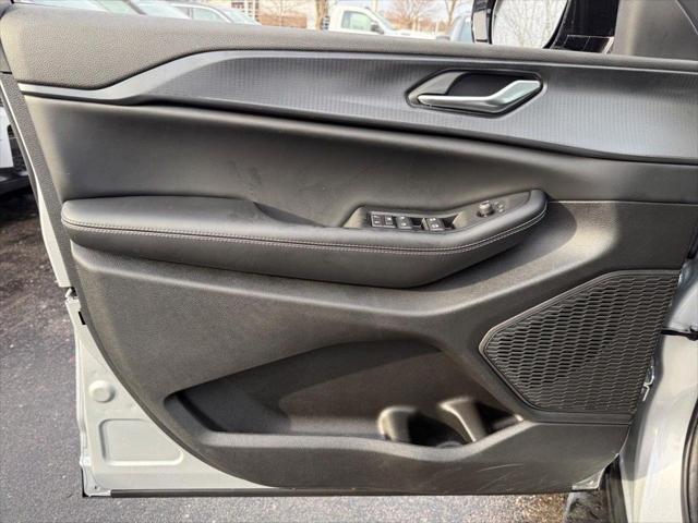 2025 Jeep Grand Cherokee L Altitude X 4x4