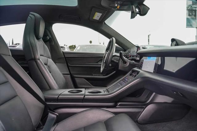 2021 Porsche Taycan Turbo