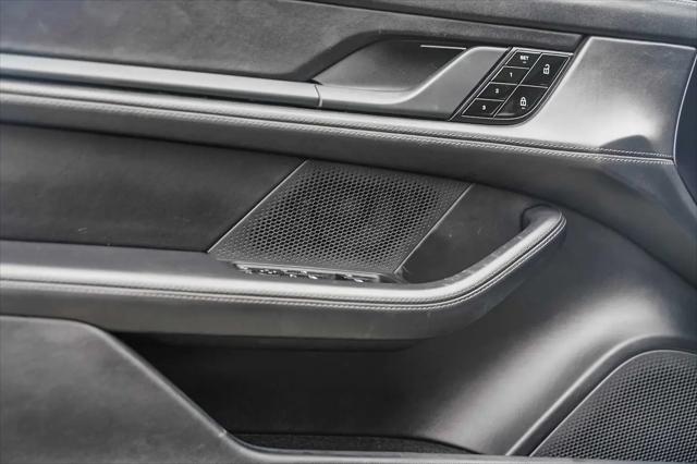 2021 Porsche Taycan Turbo
