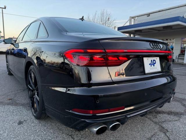 2022 Audi S8 TFSI quattro Tiptronic