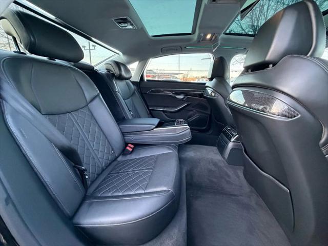 2022 Audi S8 TFSI quattro Tiptronic