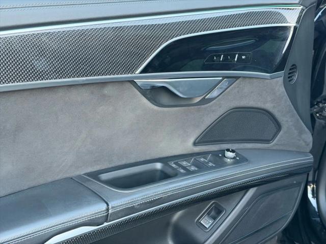 2022 Audi S8 TFSI quattro Tiptronic