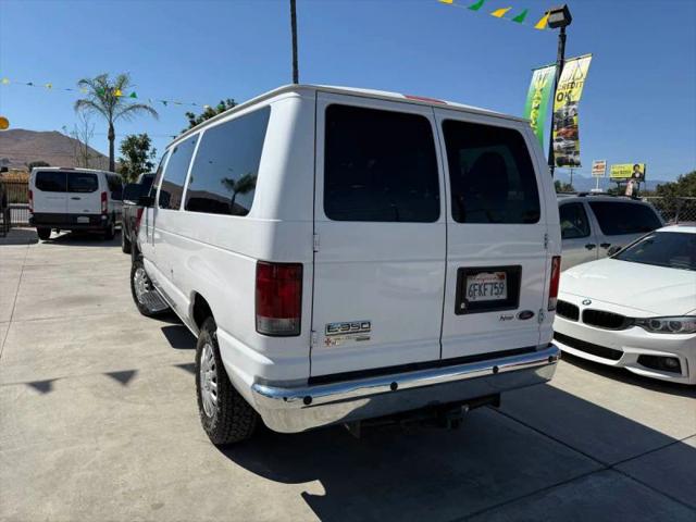 2009 Ford E-350 Super Duty XLT