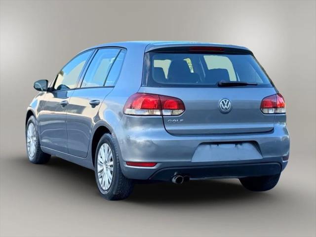 2011 Volkswagen Golf 2.5L 4-Door