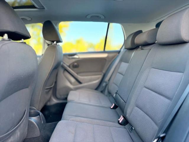 2011 Volkswagen Golf 2.5L 4-Door