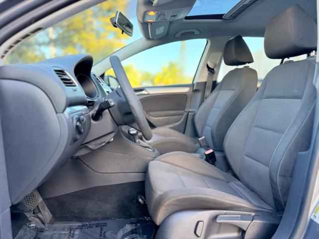 2011 Volkswagen Golf 2.5L 4-Door