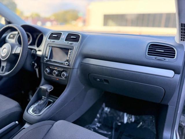 2011 Volkswagen Golf 2.5L 4-Door