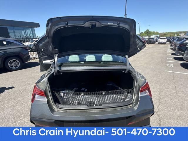 2026 Hyundai Elantra Hybrid Limited