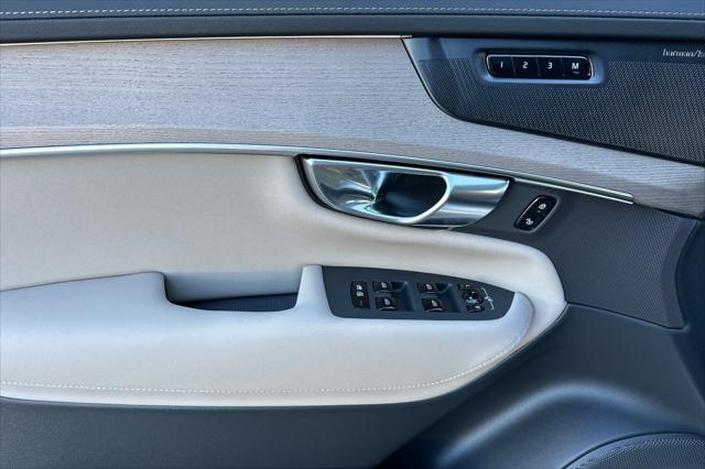 2026 Volvo XC90 Plus, B5 AWD Gas (mild hybrid), Gasoline, Bright, 7 Seats