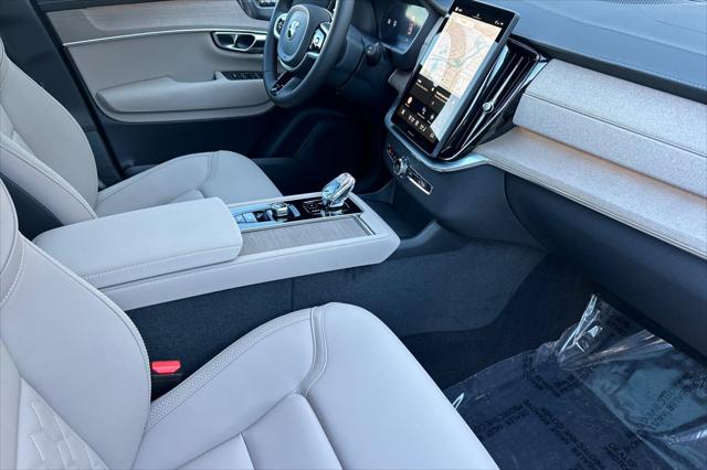 2026 Volvo XC90 Plus, B5 AWD Gas (mild hybrid), Gasoline, Bright, 7 Seats