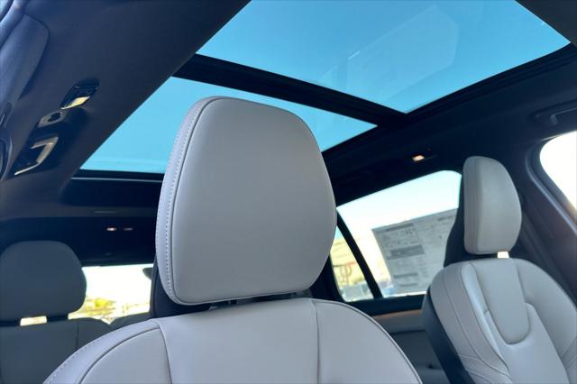 2026 Volvo XC90 Plus, B5 AWD Gas (mild hybrid), Gasoline, Bright, 7 Seats