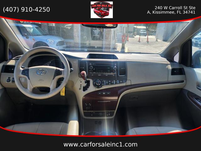 2011 Toyota Sienna XLE V6