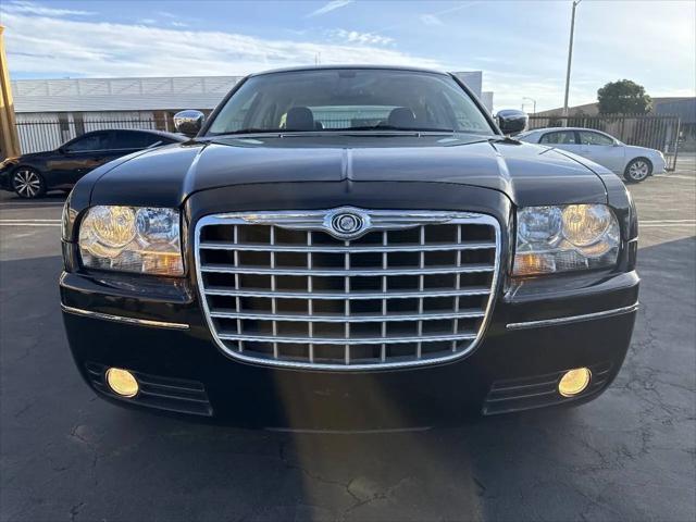 2010 Chrysler 300 Touring/Signature Series