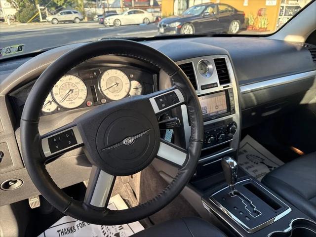 2010 Chrysler 300 Touring/Signature Series