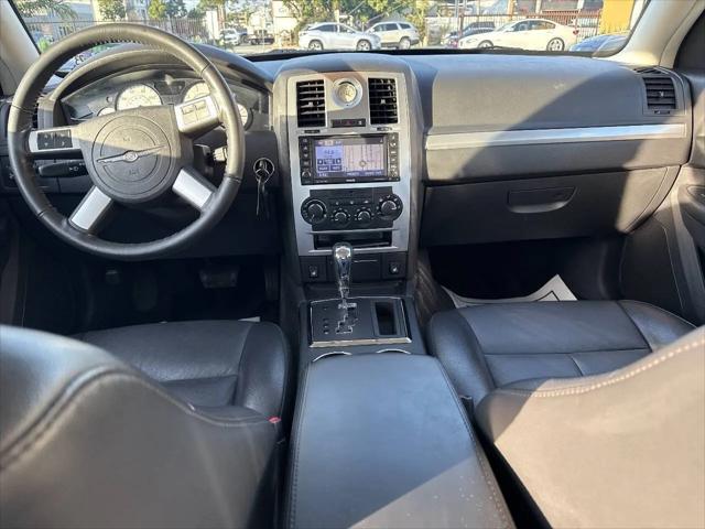 2010 Chrysler 300 Touring/Signature Series