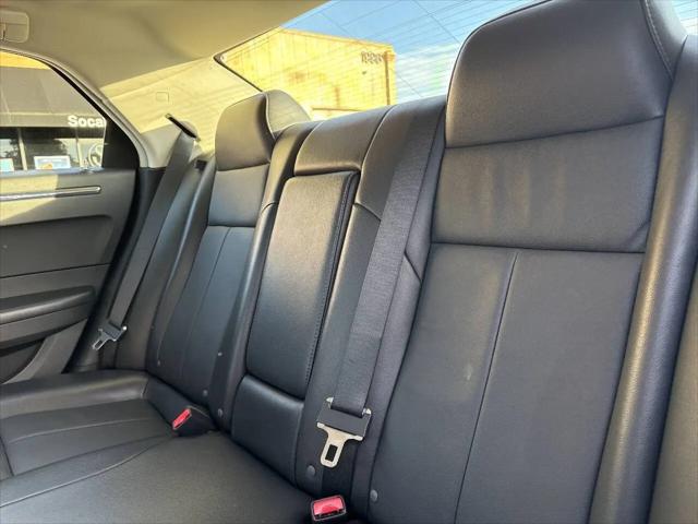2010 Chrysler 300 Touring/Signature Series