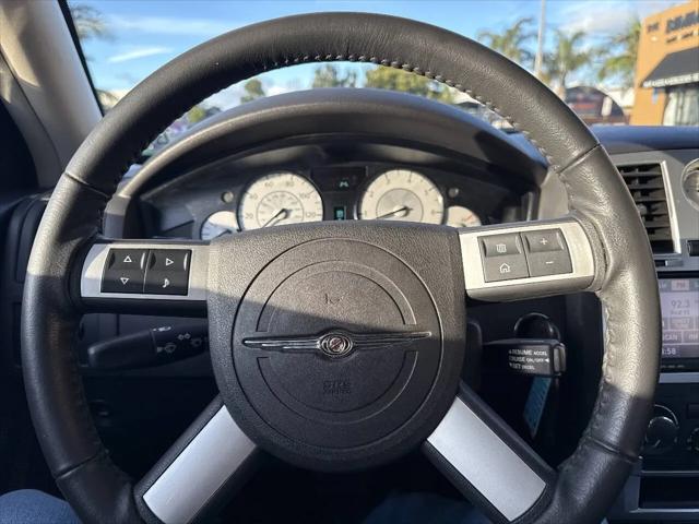 2010 Chrysler 300 Touring/Signature Series