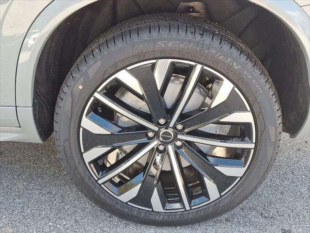 2026 Volvo XC90 Plus, B6 AWD Gas (mild hybrid), Gasoline, Bright, 7 Seats