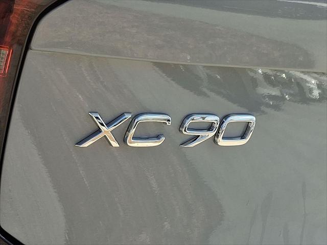 2026 Volvo XC90 Plus, B6 AWD Gas (mild hybrid), Gasoline, Bright, 7 Seats