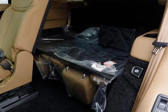 2026 Land Rover Range Rover P530 SE 7 Seat