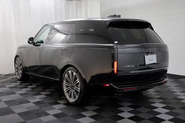 2026 Land Rover Range Rover P530 SE 7 Seat
