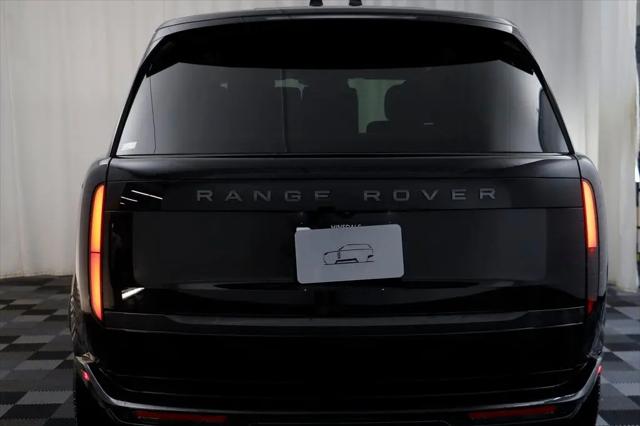 2026 Land Rover Range Rover P530 SE 7 Seat