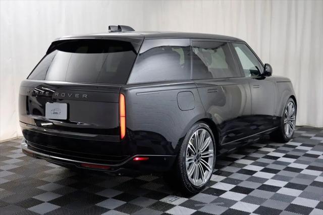 2026 Land Rover Range Rover P530 SE 7 Seat
