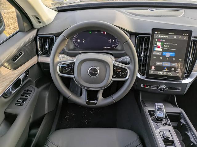 2026 Volvo XC90 Plus, B6 AWD Gas (mild hybrid), Gasoline, Bright, 7 Seats