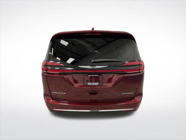 2022 Chrysler Pacifica Hybrid Limited