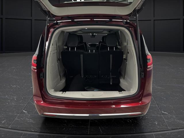 2022 Chrysler Pacifica Hybrid Limited