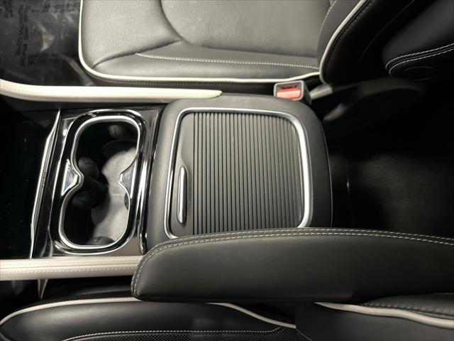 2022 Chrysler Pacifica Hybrid Limited