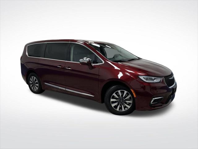 2022 Chrysler Pacifica Hybrid Limited