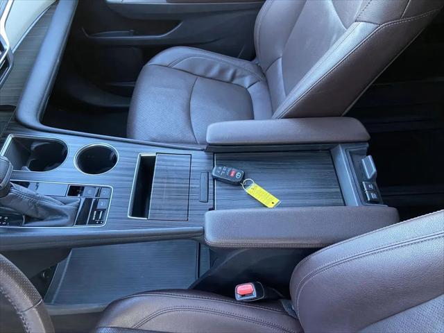 2022 Toyota Sienna Platinum