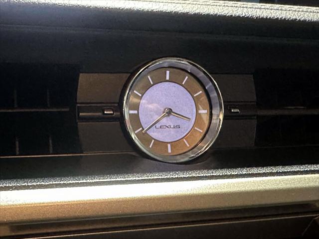 2013 Lexus ES 350 4dr Sdn [22]