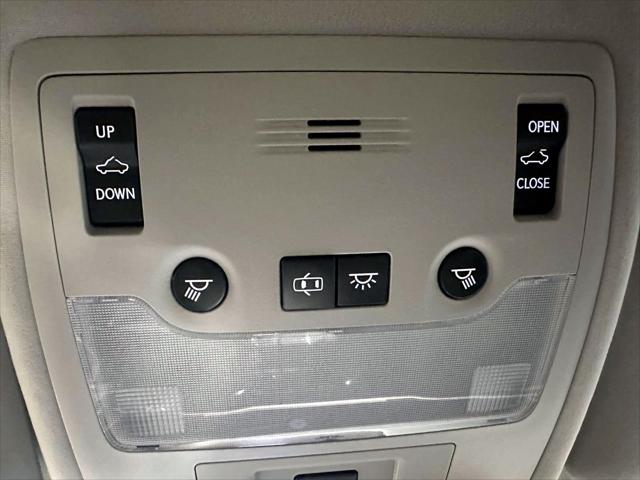 2013 Lexus ES 350 4dr Sdn [31]