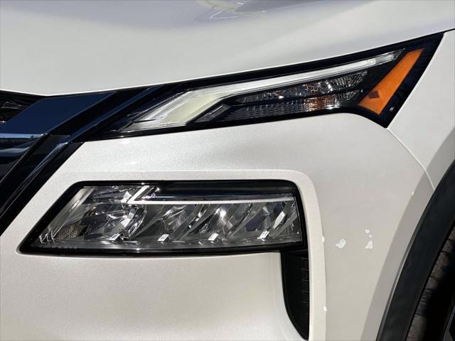 2021 Nissan Rogue SV Intelligent AWD [8]